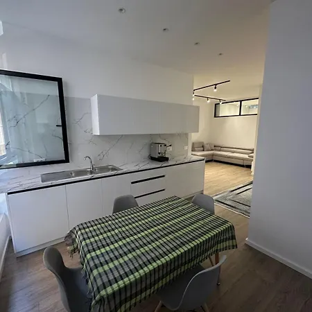 City Apartament *